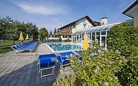 Golf-Tennis-Wellnesshotel Mori